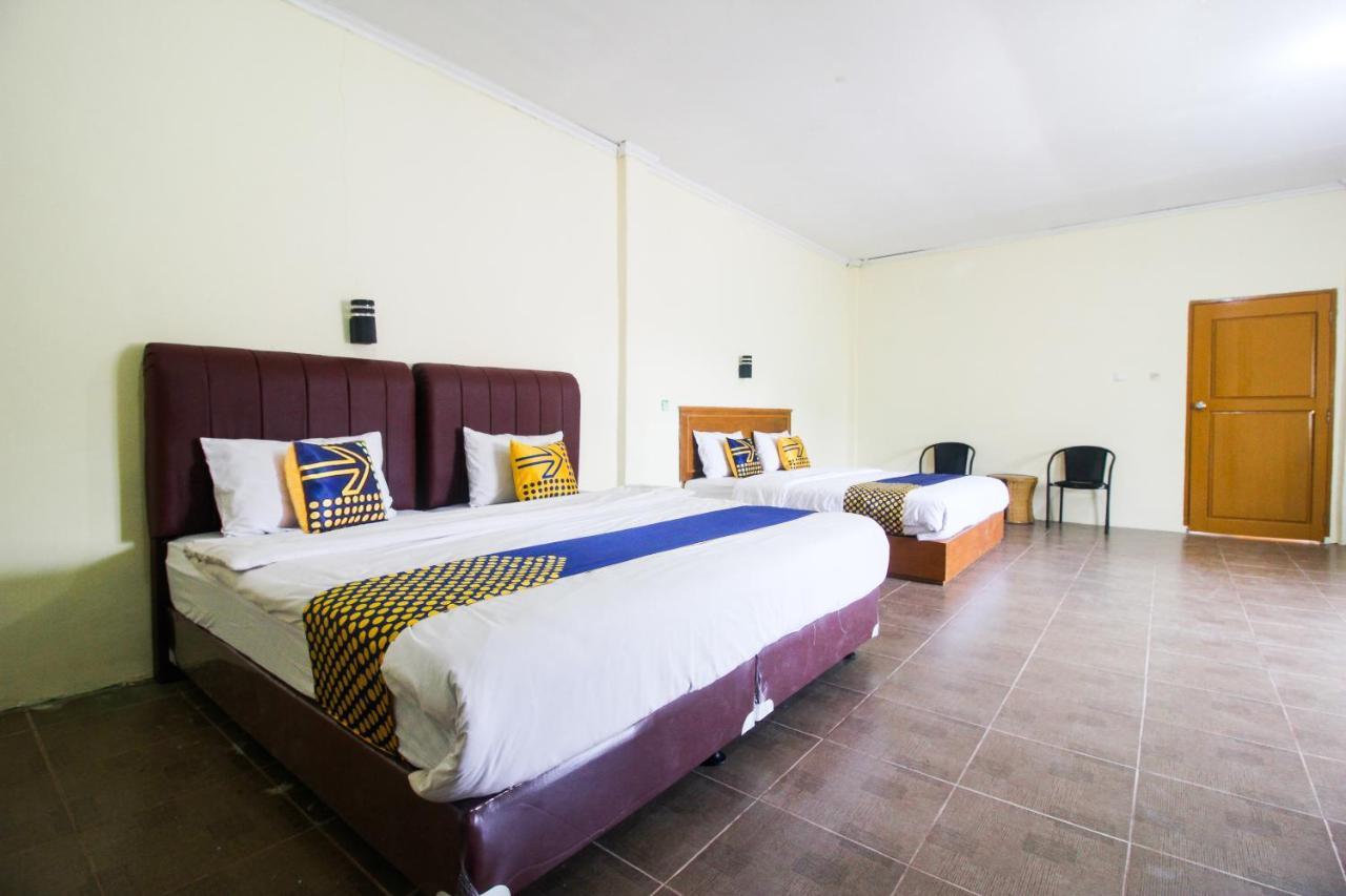 Spot On 2809 Hotel Yasmin Siak Sri Indrapura Экстерьер фото